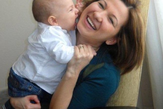 UÇAK GELİYOR AÇ AĞZINI..